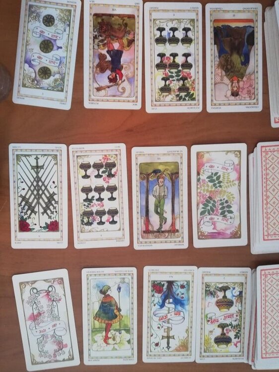 Tarot.jpg