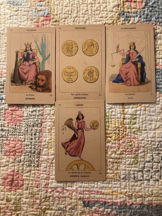 Egyptiens reading.jpeg