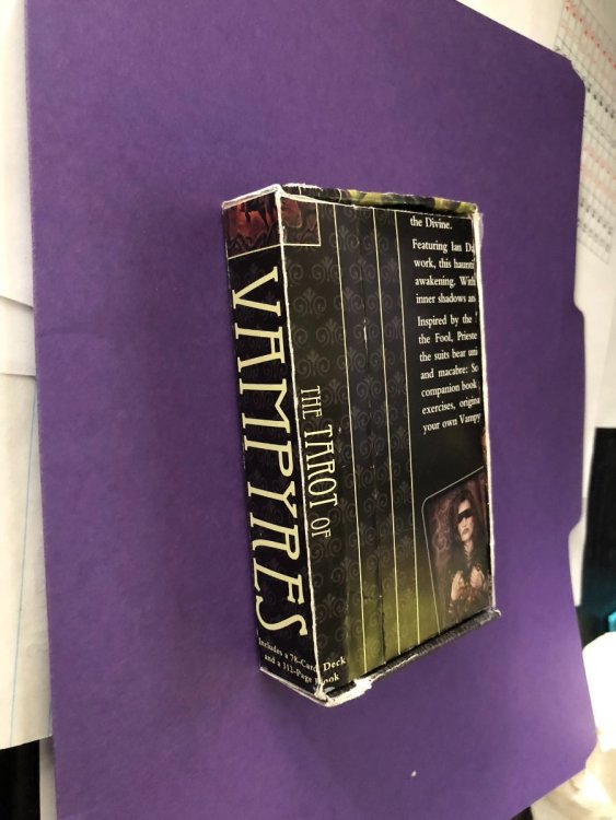 TofVampyresCustomBox2.thumb.JPEG.eb1d42c12f9794eabbeeed8d34e6f7c6.JPEG